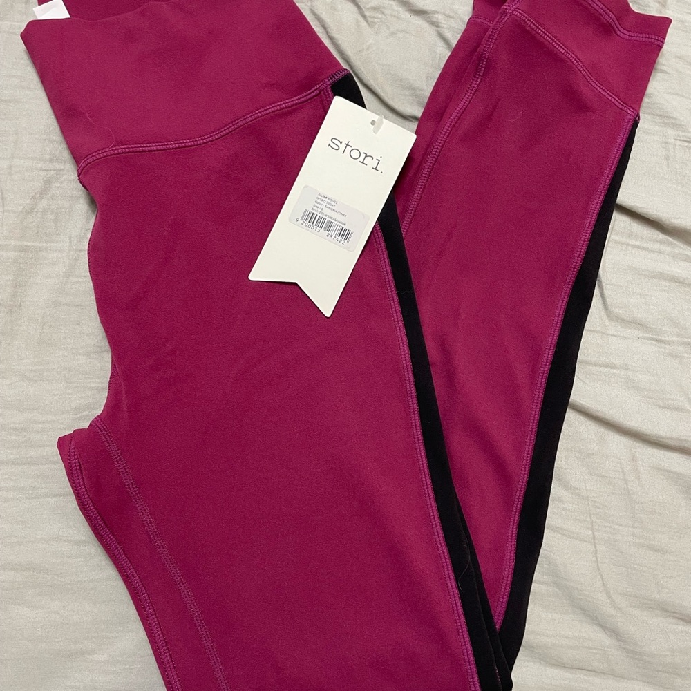 stori by Katy Hearn intro tight Sangria onyx